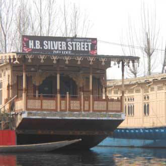 Silver Street Houseboat, Srinagar 1
